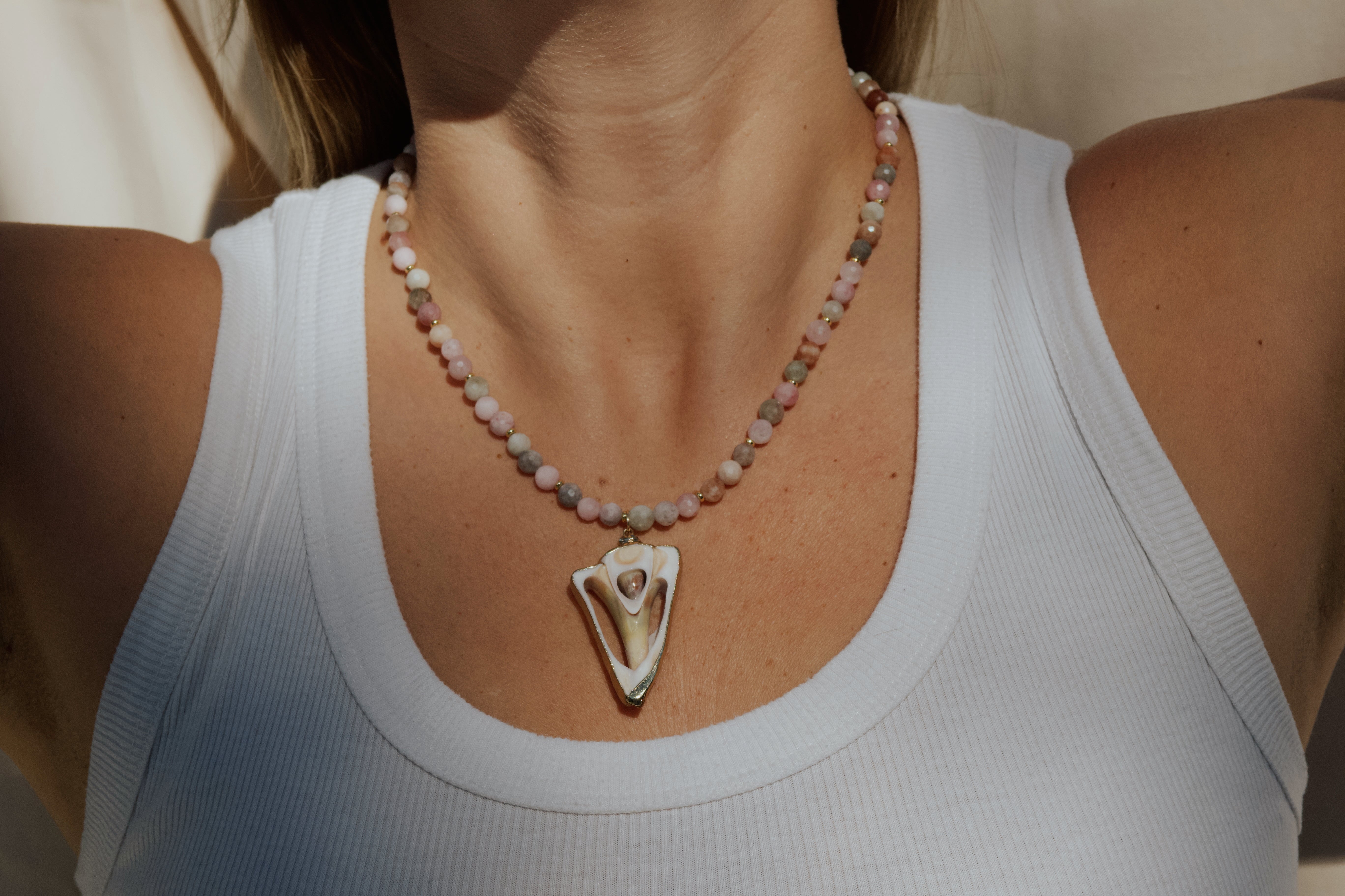 Kunzite Shell Necklace